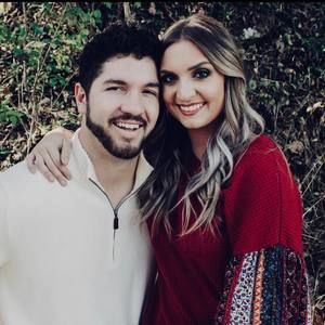 Meet your Posher, Carly